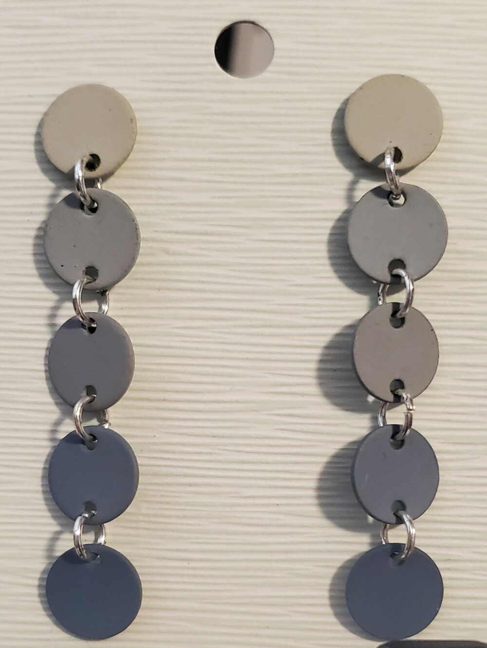 Gray Gradient Disc Drop Earrings